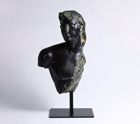 Daughter of Dusk Resin Figurine