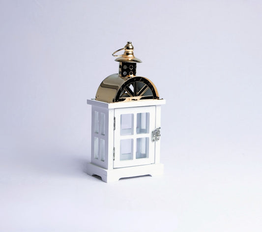 Carriage Whisper Lantern