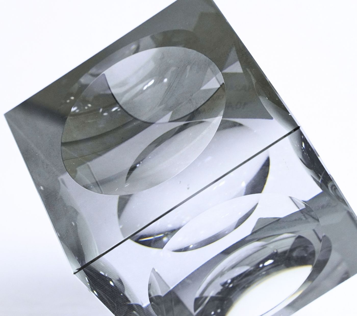 Obscura Glass Block